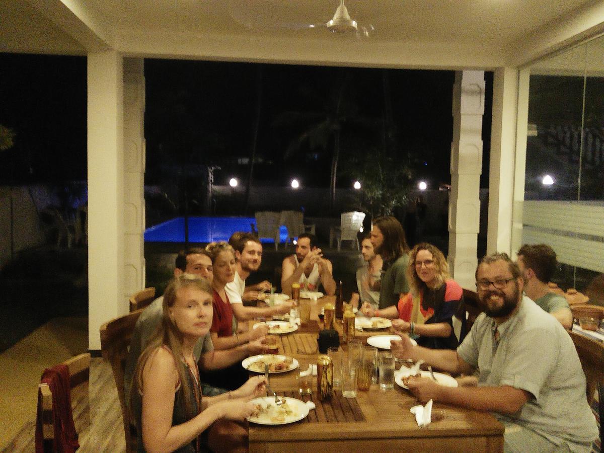Ocean Bay Surf Resort Weligama Eksteriør bilde