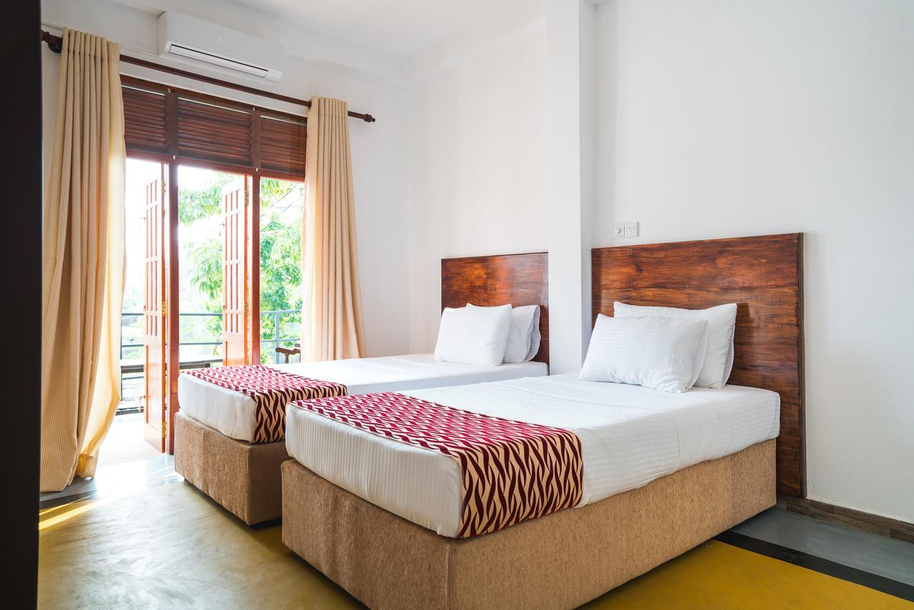 Ocean Bay Surf Resort Weligama Eksteriør bilde
