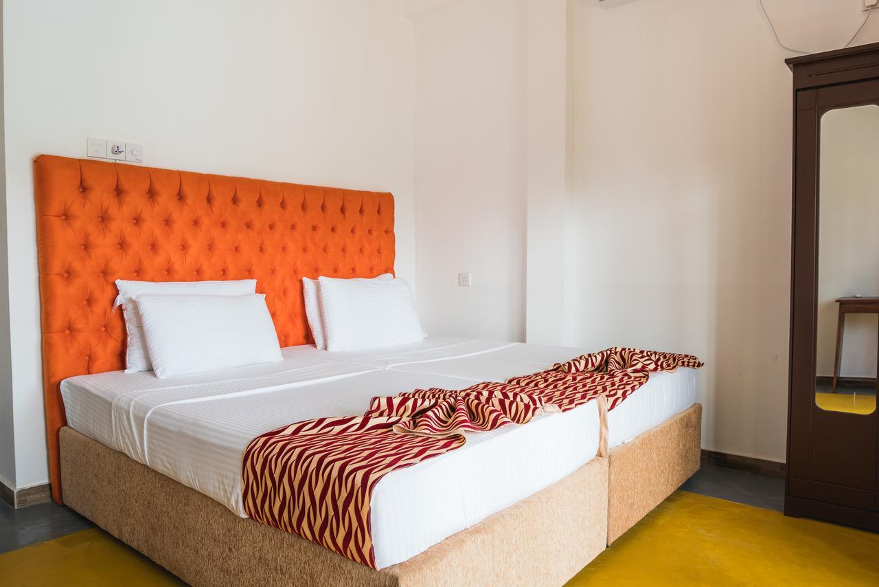 Ocean Bay Surf Resort Weligama Eksteriør bilde