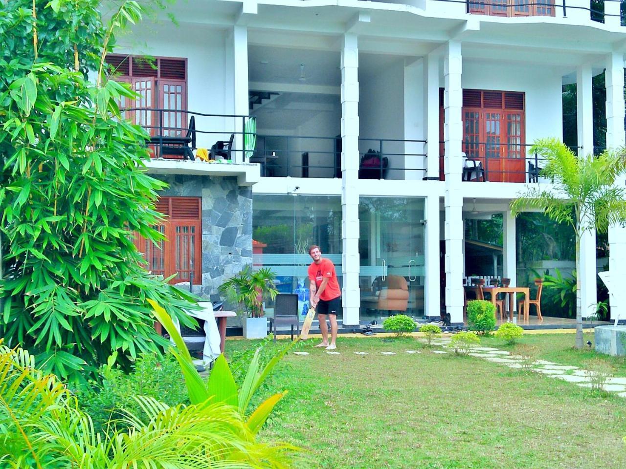 Ocean Bay Surf Resort Weligama Eksteriør bilde