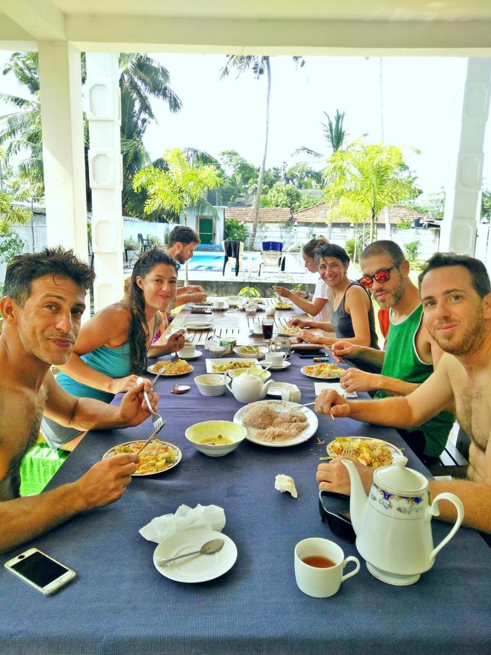Ocean Bay Surf Resort Weligama Eksteriør bilde