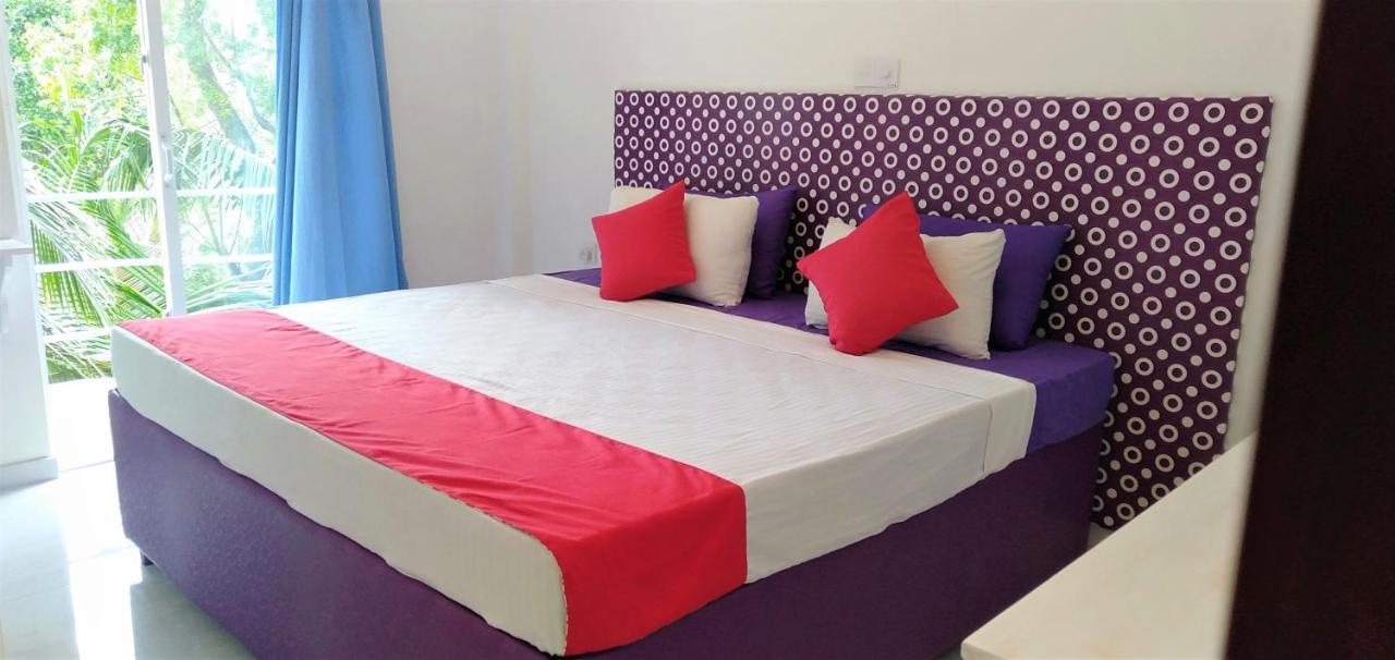 Ocean Bay Surf Resort Weligama Eksteriør bilde