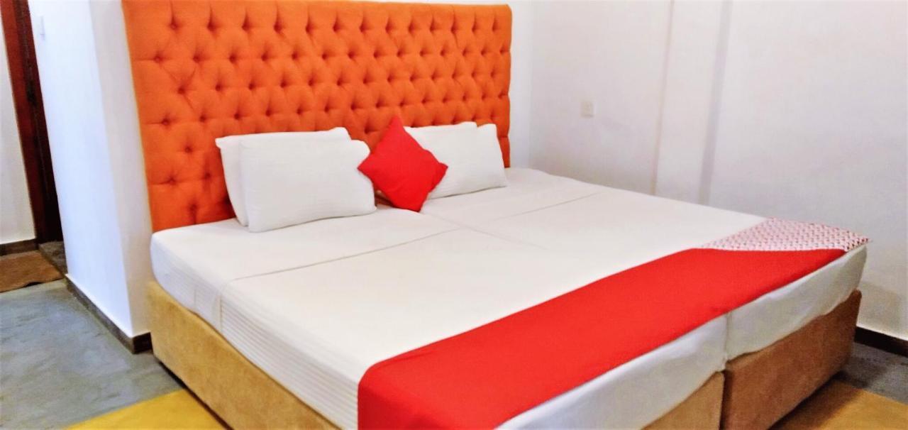 Ocean Bay Surf Resort Weligama Eksteriør bilde